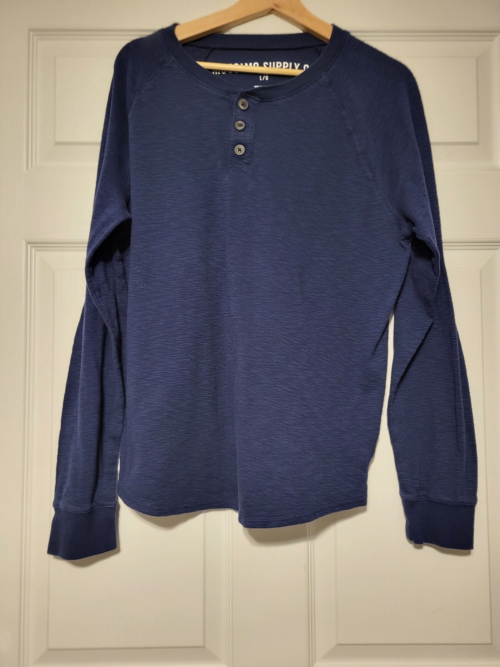 Mossimo Men's L Blue Long Sleeve Waffle Textured 3-Button Henley Pullover